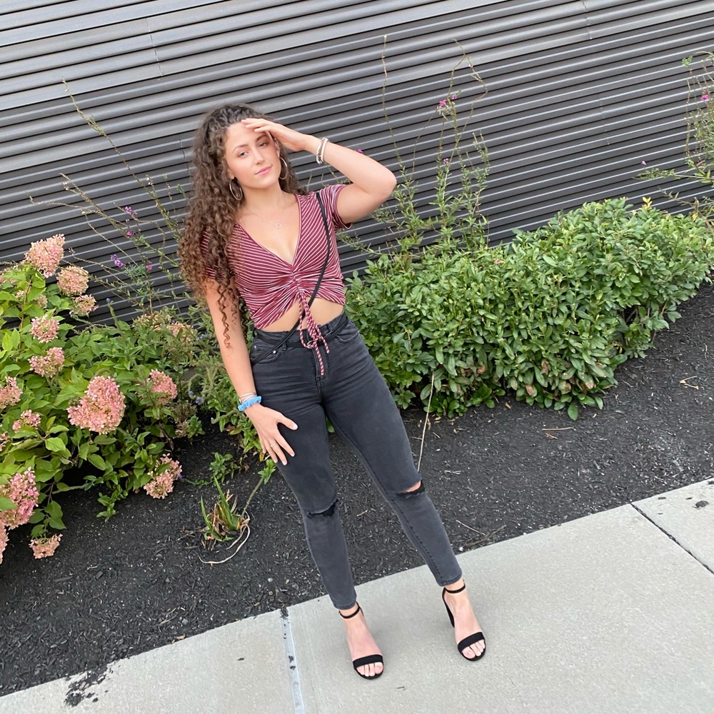 Meet your Posher, Laura